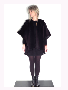 Poncho/FPCDS BLACK VELVET